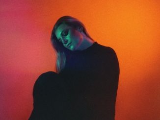 Tusks announces her third studio album, Gold