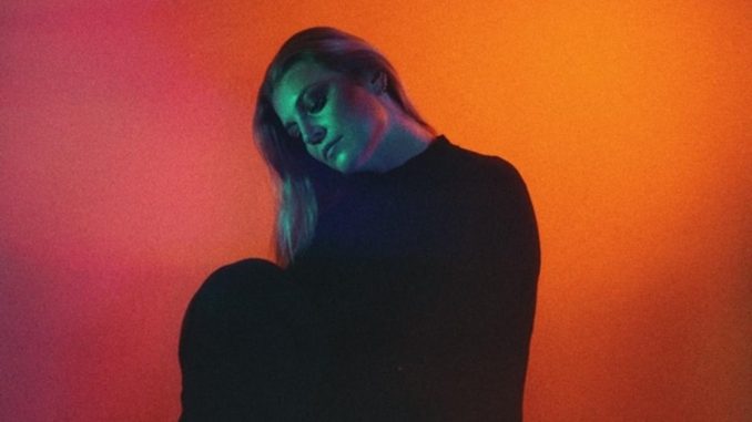 Tusks announces her third studio album, Gold