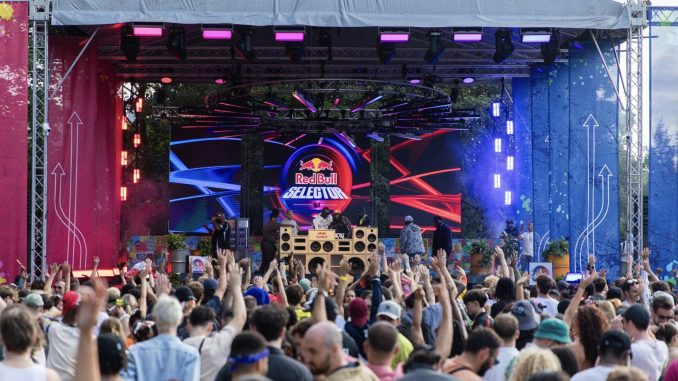 Lil Silva, Shy One Hit Red Bull Selector Stage At Notting Hill Carnival | News